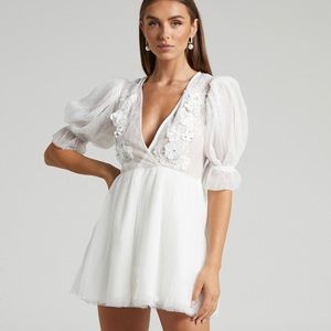 Showpo Mini Puff Sleeve Bridal Akshia Gown